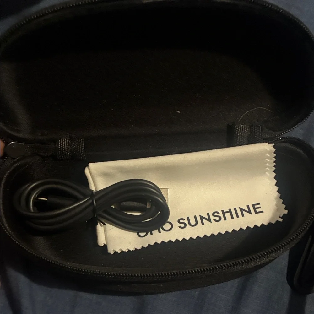 Black Smart Glasses